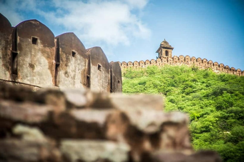 Private Full-Day Jaipur Guided Tour with Monkey Temple - City Palace, where royal life continues