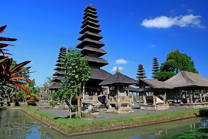 Private Full-Day Tour: Ulun Danu Beratan Temple, Jatiluwih and Tanah Lot Temple - Penatahan Hot Springs adds a welcome pause