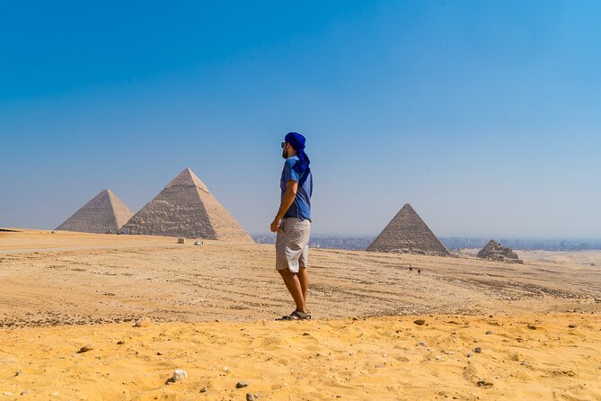 Private Guided Tour in Giza Pyramids, Valley Temple, and Sphinx - Meeting the Great Sphinx