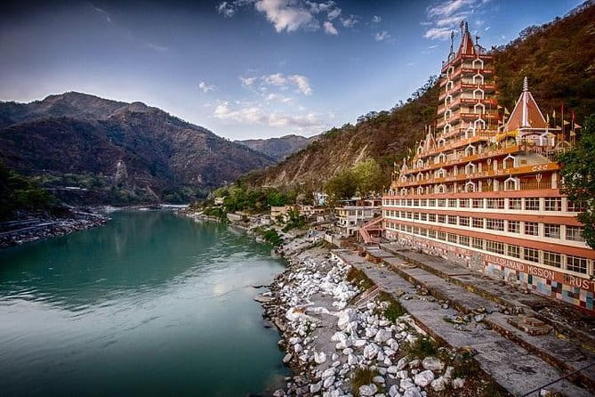 Private Guided Trek to Kunjapuri Temple & Waterfall at Sunrise - What the $40 price includes