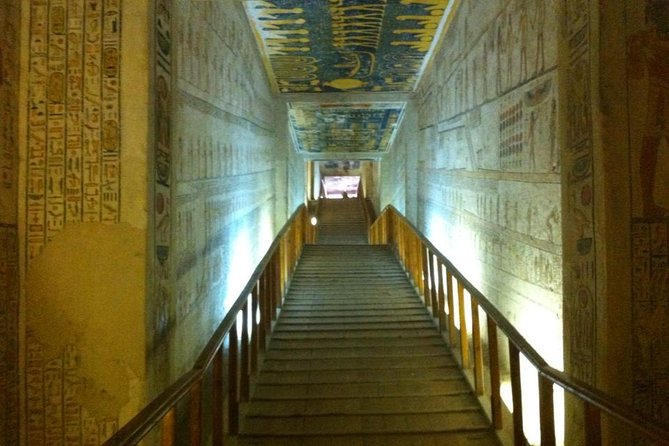 Private Half Day West Bank Tour to Valley of the Kings Queen Hatshepsut Temple and Colossi of Memnon - Hatshepsut Temple and the long terrace view
