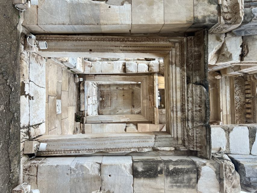 Private Halfday Ephesus Tour with Temple of Artemis Tour - Celsus Library and the grandest photo stop
