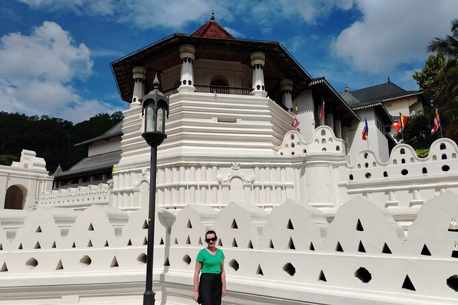 Private Kandy City Tour: Temple of the Tooth & Lake Highlights - Key points to know before booking