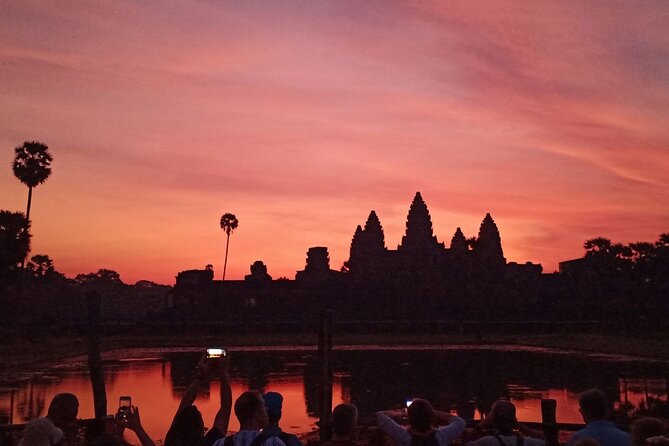 Private One Day Tour with Sunrise at Angkor Wat - Why Angkor Wat sunrise is worth the alarm