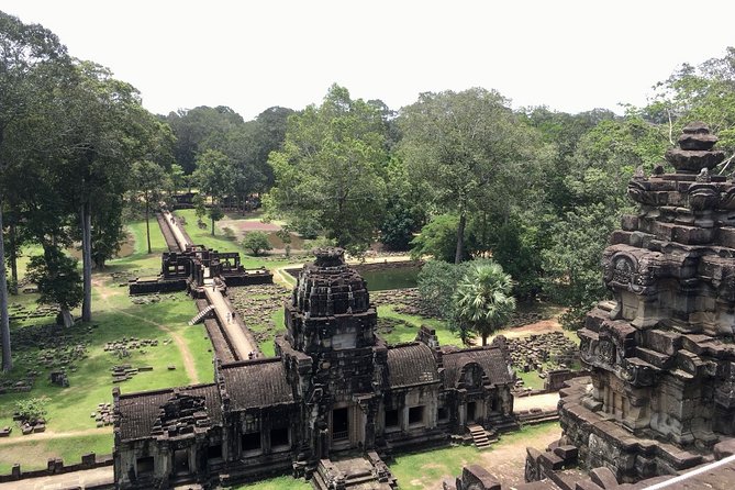 Private One Day Tour with Sunrise at Angkor Wat - What the private setup adds
