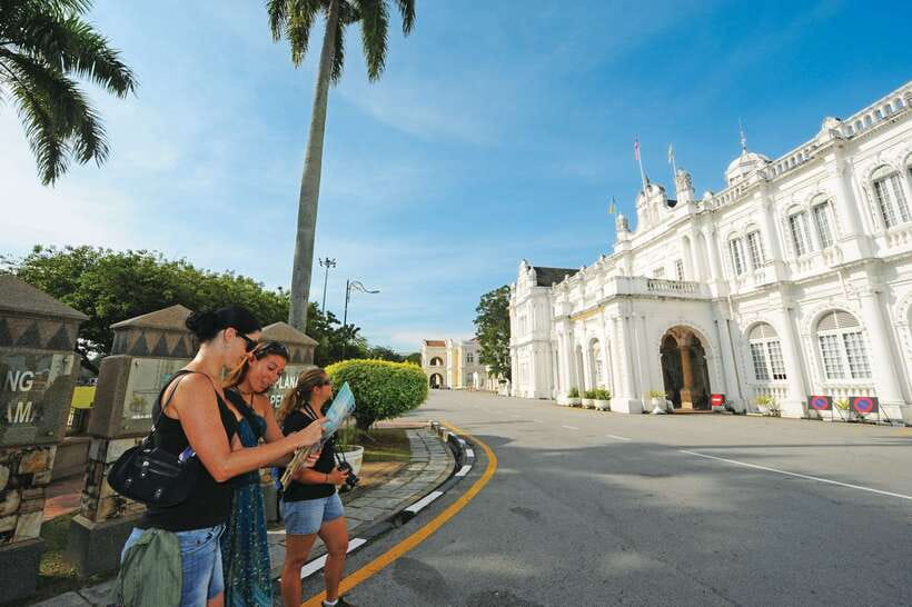 Private Penang City Tour with Kek Lok Si Temple - Who should book this Penang tour?