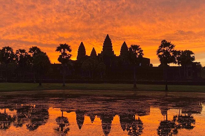 Private sunrise 'small tour' of Angkor Wat with car or van & Guide - Ta Prohm and the Tomb Raider effect