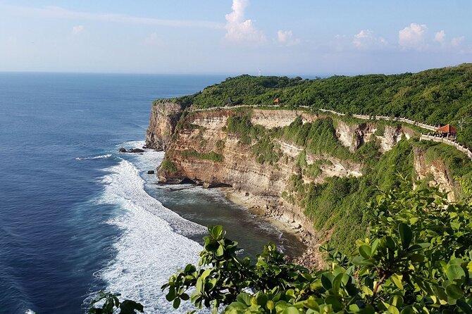 Private Tour Bali Beaches and Uluwatu Temple with Dinner - What the private format really adds