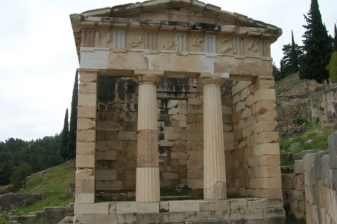 Private Tour Delphi, Village of Arachova, Osios Loukas Monastery - Price, timing, and who gets the best value