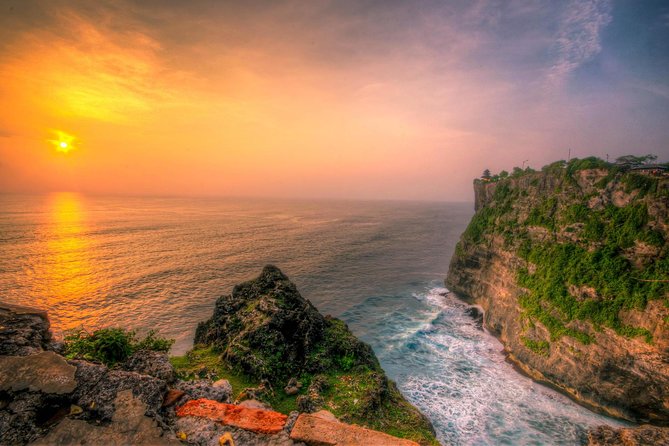 Private Tour: Full-Day Tanah Lot and Uluwatu Temples with Kecak Fire Dance Show - Uluwatu combines a cliff-top temple with a powerful show