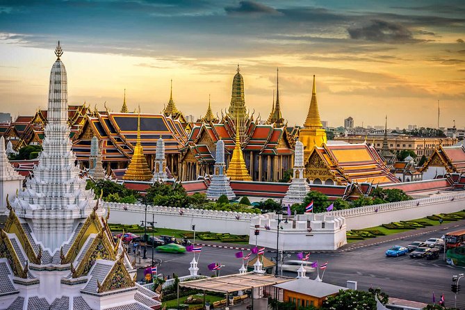 Private Tour: Grand Palace & Emerald Buddha Temple Experience - Is $107.42 per person a fair price?