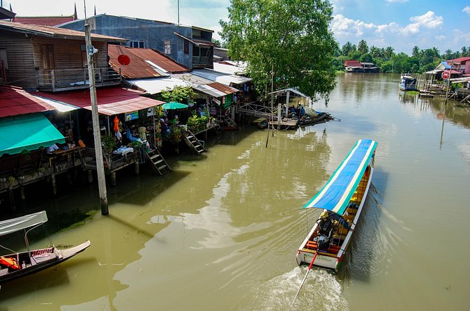 Private Tour: Half-day Bangkok Canals and Wat Arun - The guide can shape the whole experience