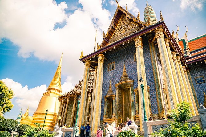 Private Tour: Half-day Grand Palace and Wat Arun by Boat - The Thonburi canals by longtail boat