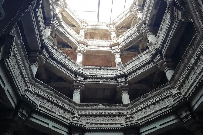 Private Tour of Step well, Modhera Sun Temple & Patola saree weaving by car - The private car matters on a long road day