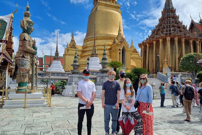 Private Tour: Temples Tour of Bangkok - Wat Traimit and the ten-foot Golden Buddha