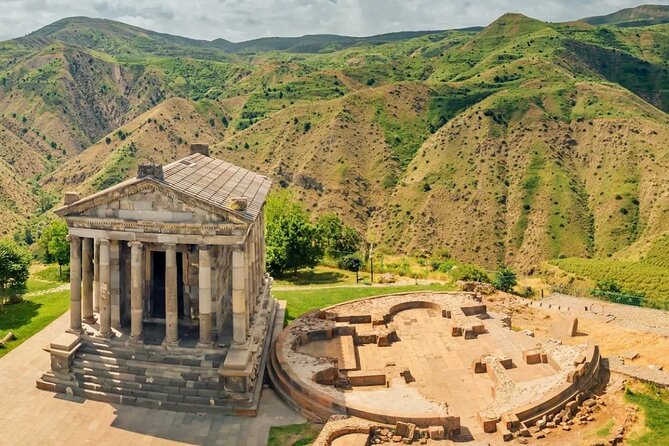 Private tour to Garni temple, Geghard Monastery, Symphony of Stones - The Symphony of Stones in Garni Gorge
