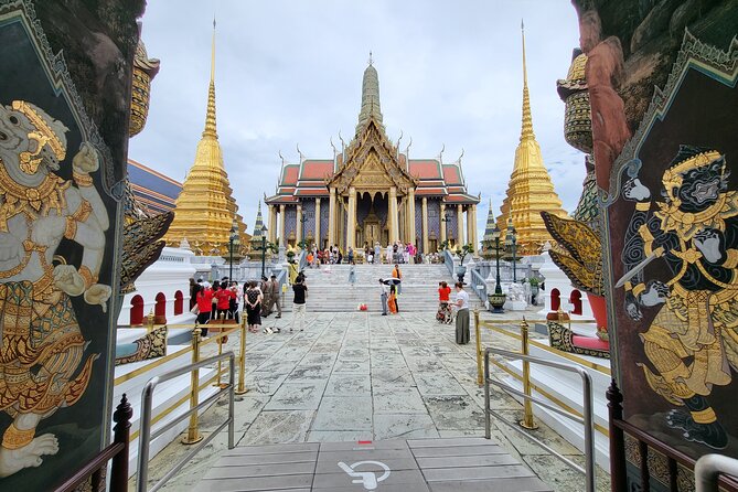 Private Tour to Grand Palace, Pho Temple and Arun Temple - Why this route works for a first Bangkok visit