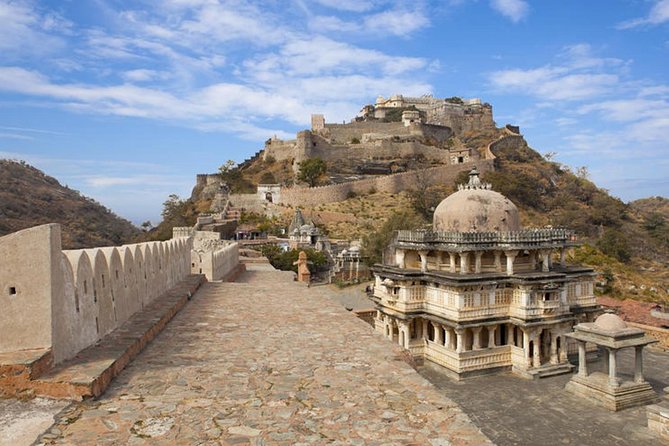 Private Transfer From Udaipur To Jodhpur Via Jain Temple & Kumbhalgarh Fort - Booking and cancellation basics