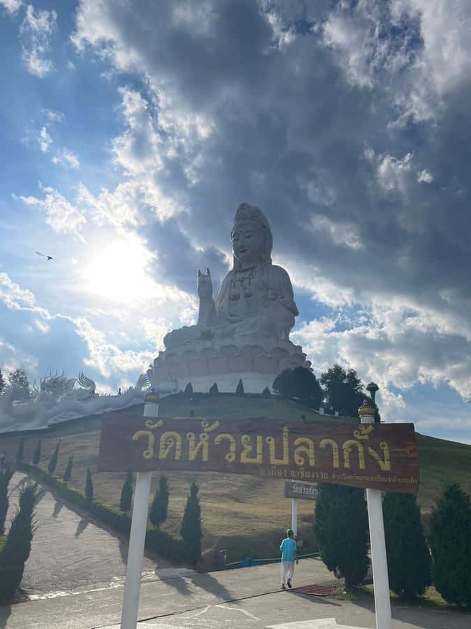 Private trip Chiang Rai Day trip, White Temple, Blue temple - Is this Chiang Rai day trip worth the long ride?