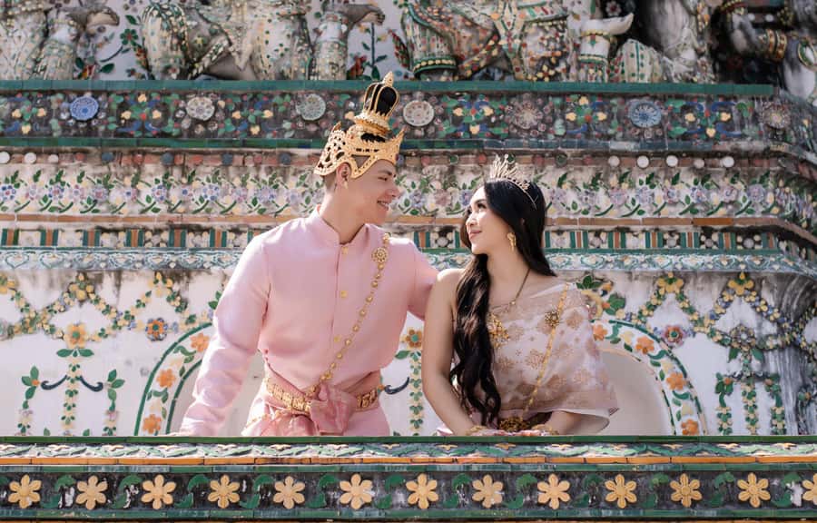 Professional Thai Costume Photography at Wat Arun, Bangkok - The One-Hour Wat Arun Photo Session