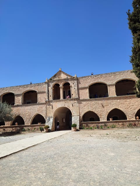 Rethymno: e-Bike tour to Arkadi monastery - Villages, small stops, and unexpected additions