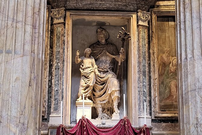 Rome's Iconic Ancient Temple: Pantheon Fast Track Entry Tickets - Dress and practical fit