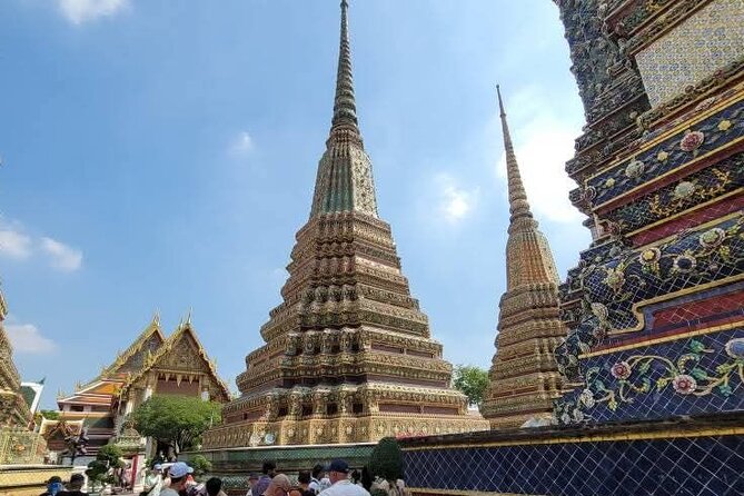 Royal Grand Palace And Wat Pho - What the guide and vehicle add