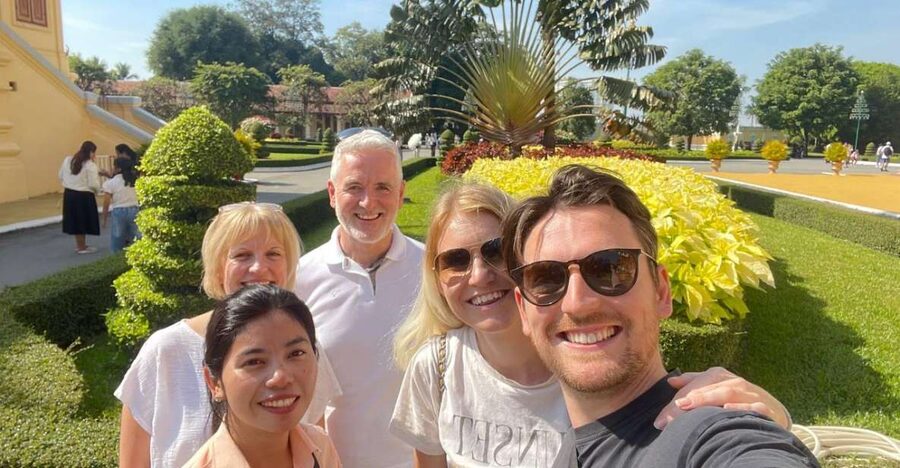 Royal Palace, National Museum & Wat Phnom with Private tour - Comfortable transport and a flexible pace