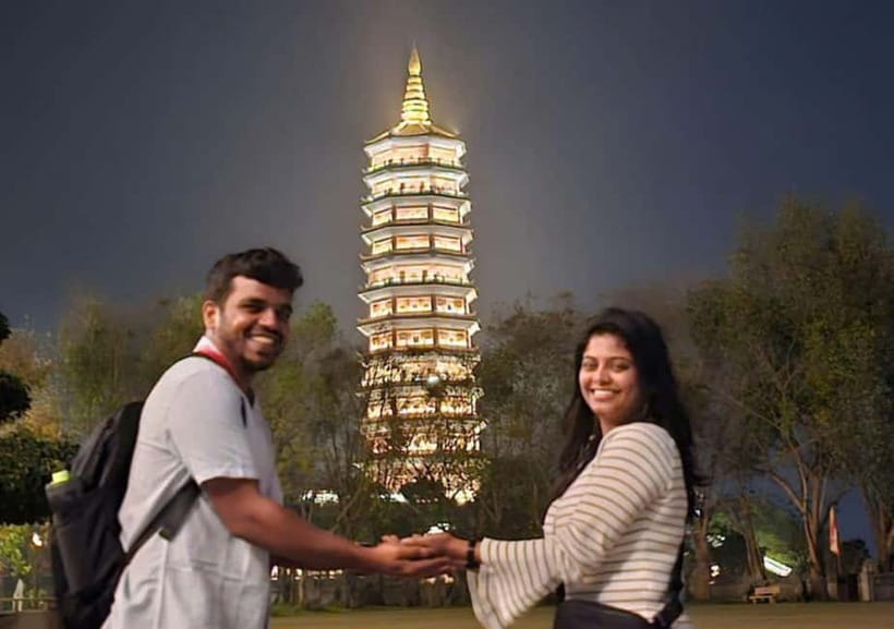 Sacred Nights at Bai Dinh Pagoda: A Spiritual Escape - Walking through Tam Quan Gate and the Arhat Corridor