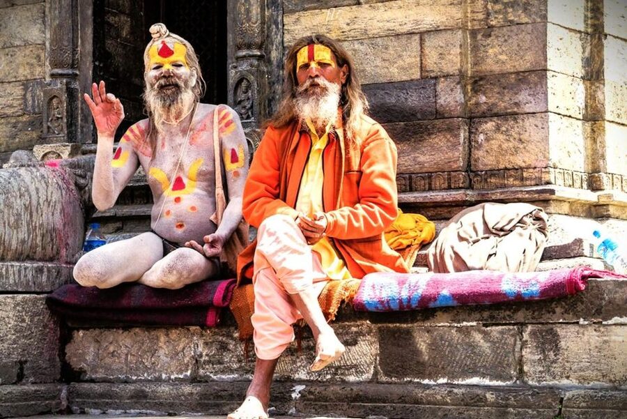 Sacred Pashupatinath: Aarati,Cremation Rites & Boudha Stupa - Two sacred places, two very different moods