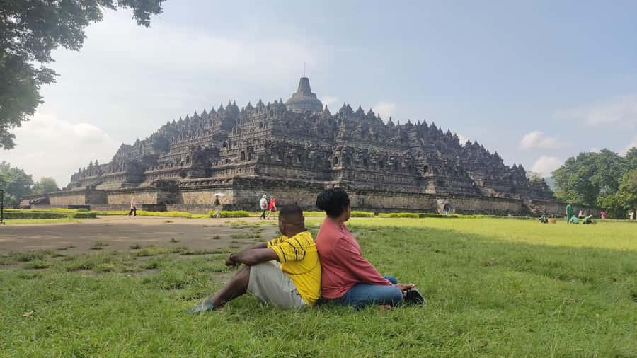 SEMARANG SHORE TOURS: BOROBUDUR TEMPLE EXCURSIONS - What the $120 private car really buys you