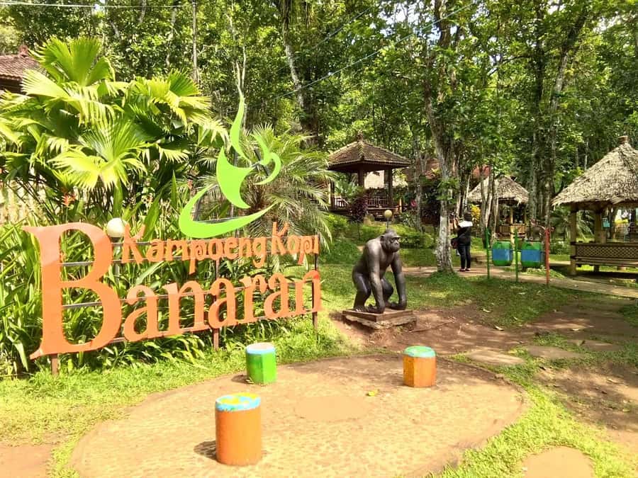 SEMARANG TOURS : GEDONGSONGO TEMPLE/TRAIN MUSEUM AMBARAWA - Should you book it?