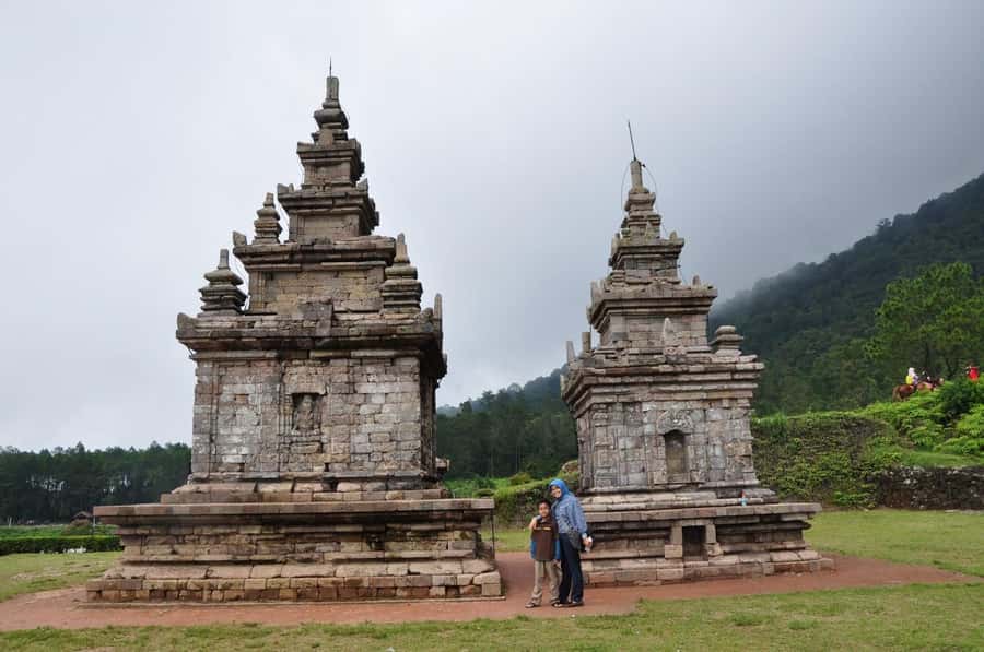 SEMARANG TOURS : GEDONGSONGO TEMPLE/TRAIN MUSEUM AMBARAWA - What your driver adds to the day