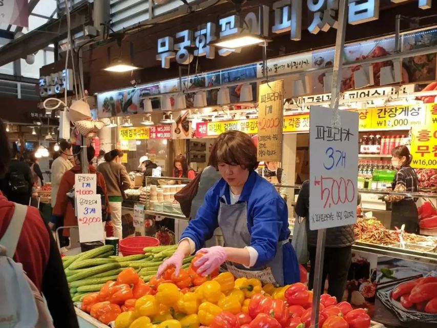 Seoul: Vegan Temple Food Class, Jogyesa & Changdeokgung Tour - Changdeokgung Palace and the Joseon royal setting