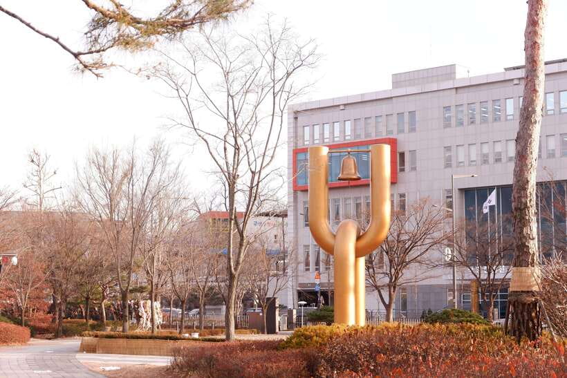 Seoul: War Memorial, Jogyesa Temple & Tapgol Park Tour - Who should book this Seoul tour?