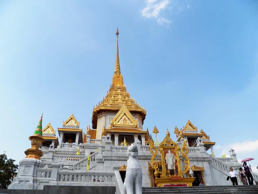 Shared Tour: Wat Pho, Wat Traimit and Wat Benchamabophit - Key points at a glance