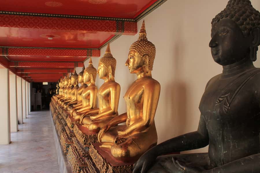 Shared Tour: Wat Pho, Wat Traimit and Wat Benchamabophit - Transport, pickup, and the fine print