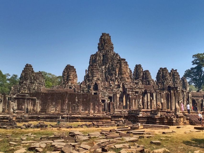 Sharing Trip to Angkor Temple with sunset - How the guide affects the day
