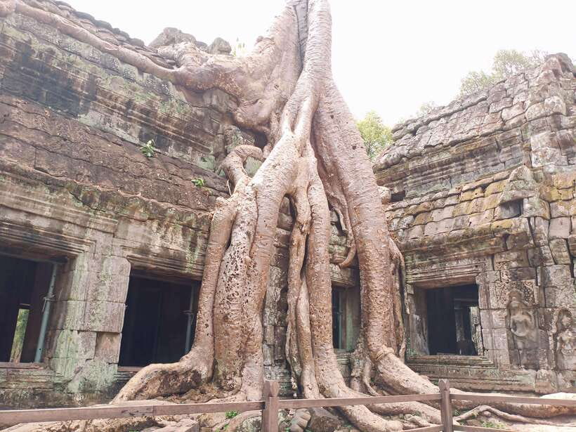Sharing Trip to Angkor Temple with sunset - Sunset after a hot day