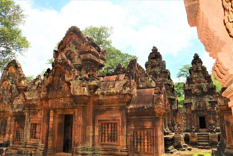 Siem Reap: Angkor Sunrise 1- or 2-Day Guided Temples Tour - Who should book this Angkor tour?