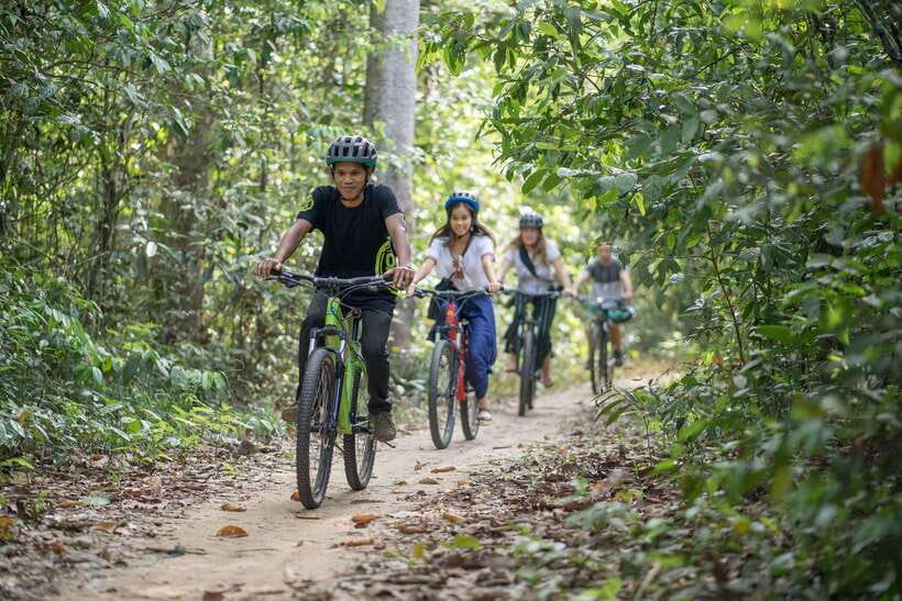Siem Reap: Angkor Temples Off-Track Bicycle Tour - Why this bicycle tour feels different