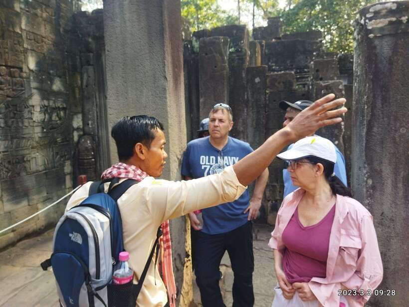 Siem Reap: Angkor Wat 2day Big and Small Circuit Guided Tour - Ta Keo and the effort of climbing a mountain temple