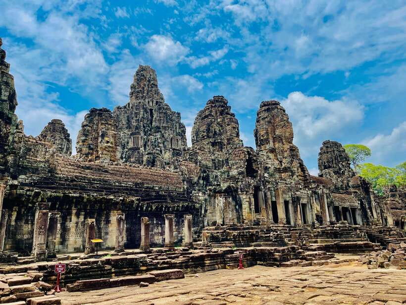 Siem Reap: Angkor Wat Private full Day Tour - Two hours inside Angkor Wat