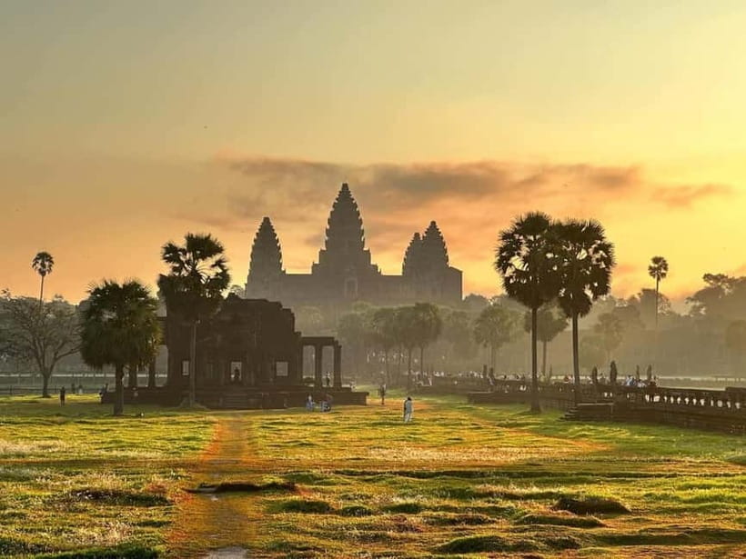 Siem Reap: Angkor Wat Private Tour with Sunrise - Key points at a glance