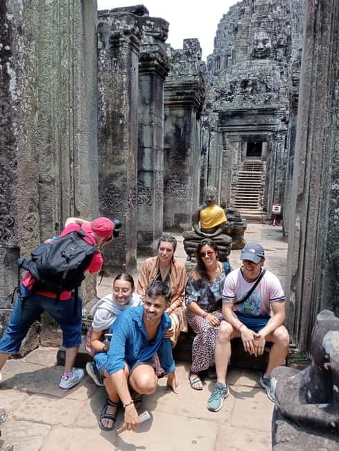 Siem Reap: Angkor Wat Small-Group Day Tour - Lunch near Srah Srang, with the cost kept separate