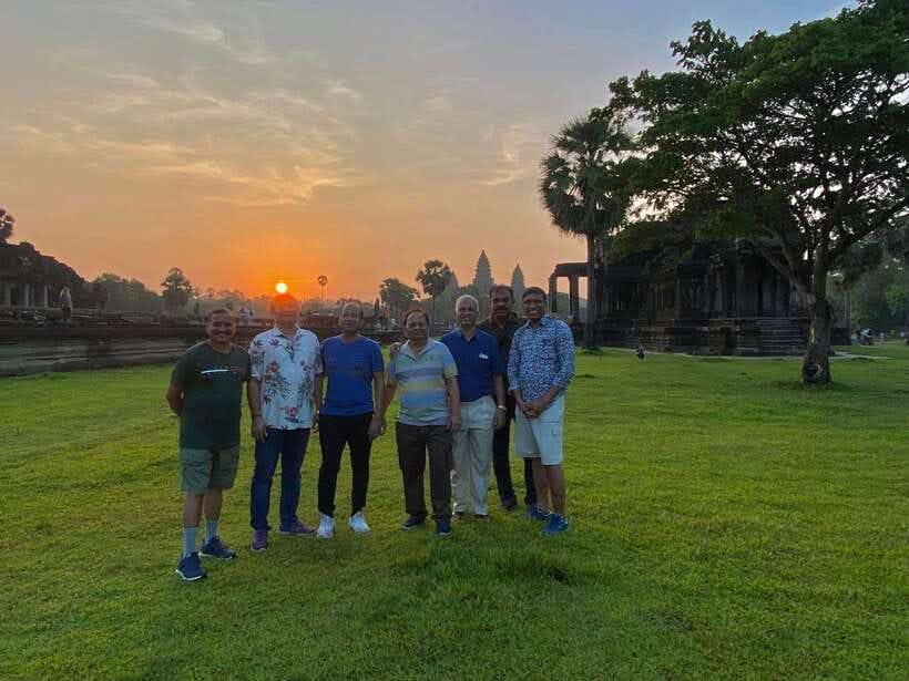 Siem Reap: Angkor Wat: Small-Group Sunrise or Sunset Tour - Angkor Thom and Bayon’s stone faces