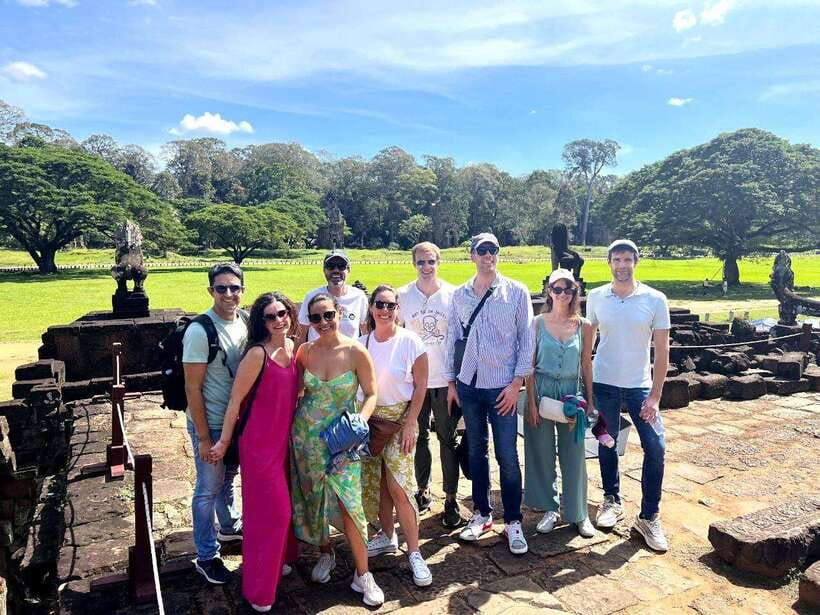 Siem Reap: Angkor Wat: Small-Group Sunrise Tour - Key points to know before you book