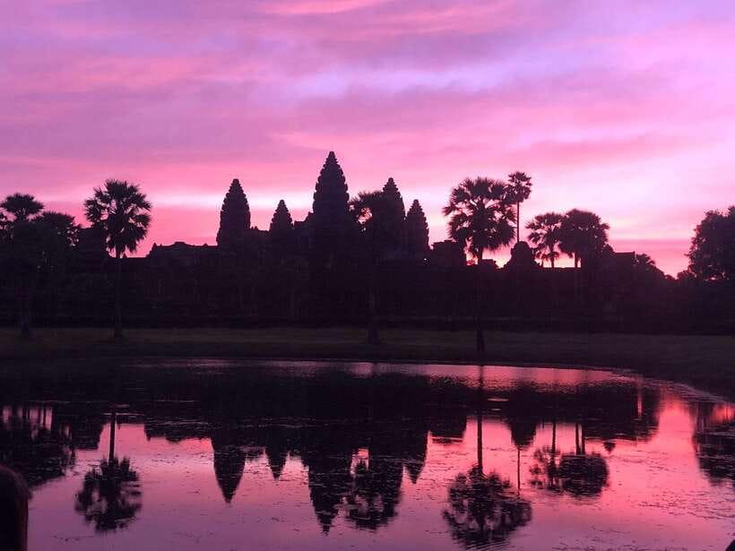 Siem Reap: Angkor Wat: Small-Group Sunrise Tour - Angkor Wat beyond the famous reflection