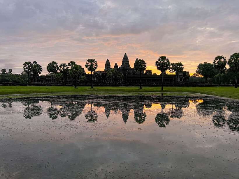 Siem Reap: Angkor Wat Small-Group Sunrise Tour & Breakfast - Breakfast in Preah Dak, not just a roadside stop