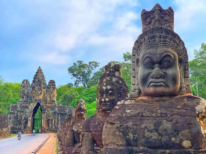 Siem Reap: Angkor Wat Sunrise for Group or Private Tours - Starting before dawn at Angkor Wat